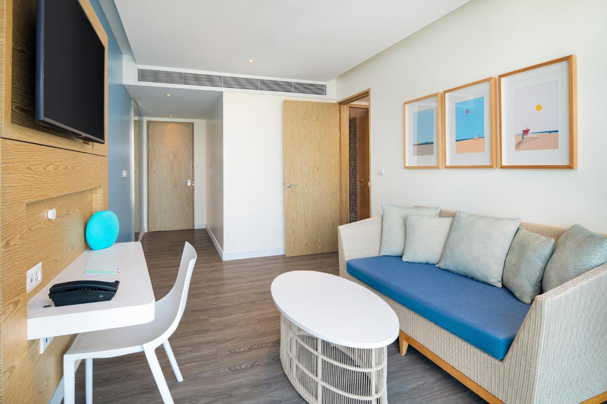 Ozo North Pattaya Hotell Exteriör bild