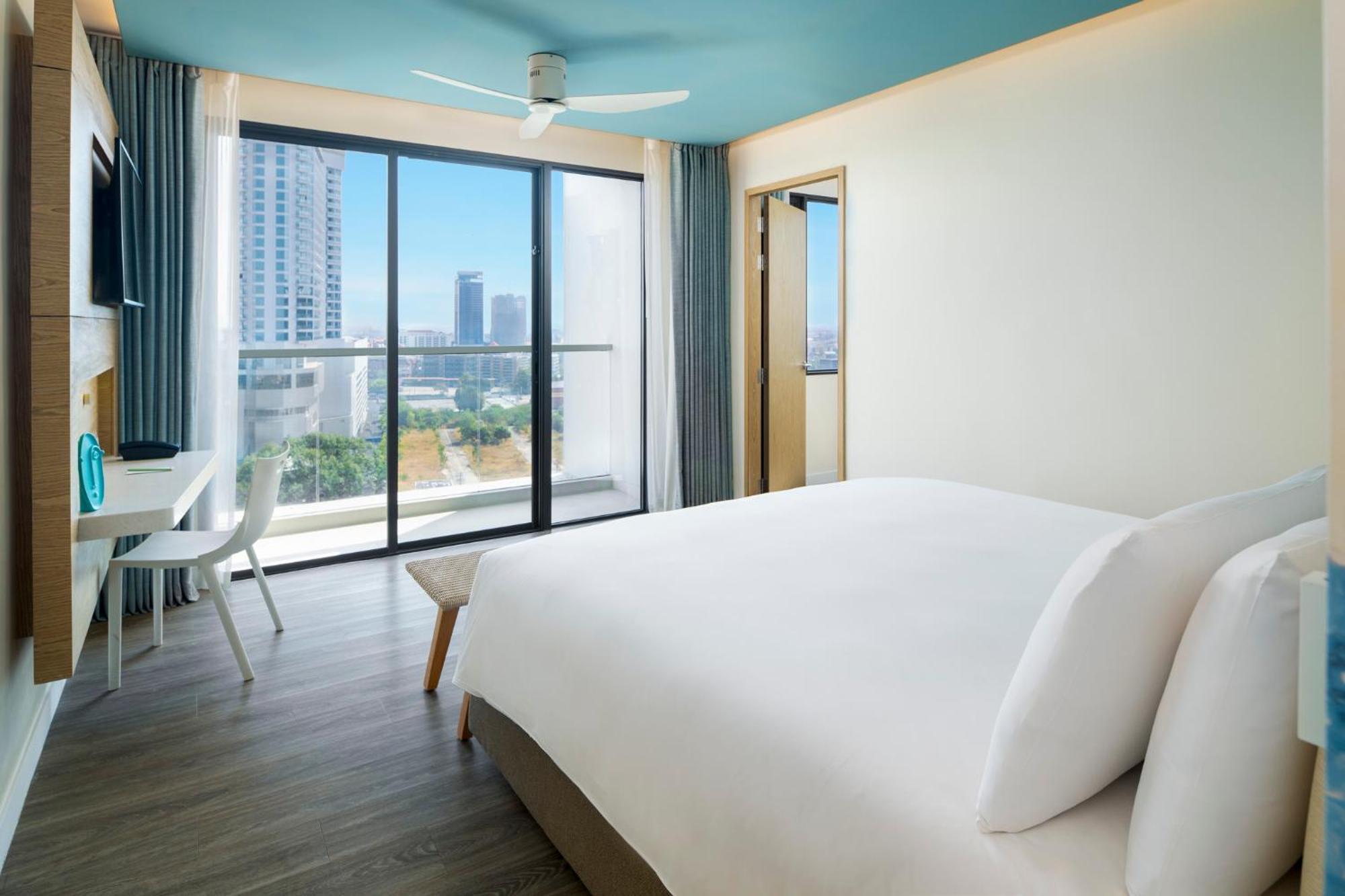 Ozo North Pattaya Hotell Exteriör bild